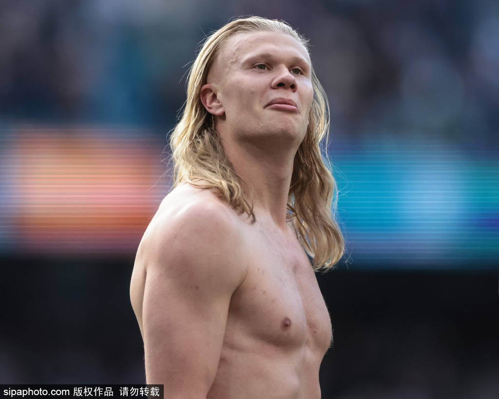 英超-曼城2-1阿森纳 哈兰德妖娆庆祝